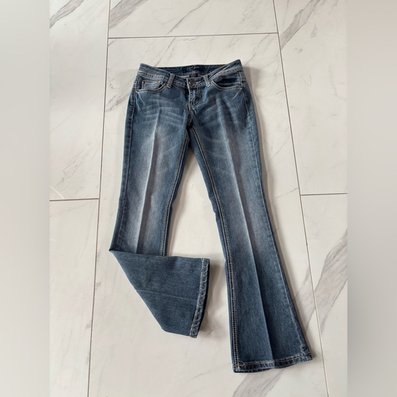 Earl Jeans Denim - Earl Jeans Women's Medium Blue Flared Jeans